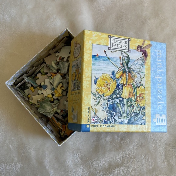 Mini Puzzle Flower Fairies 100 Pieces Owlcrate Jr. - Picture 5 of 5